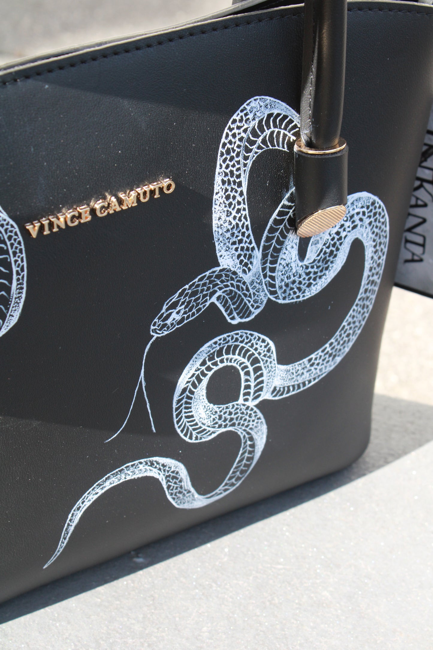 No.004 - duo serpentes